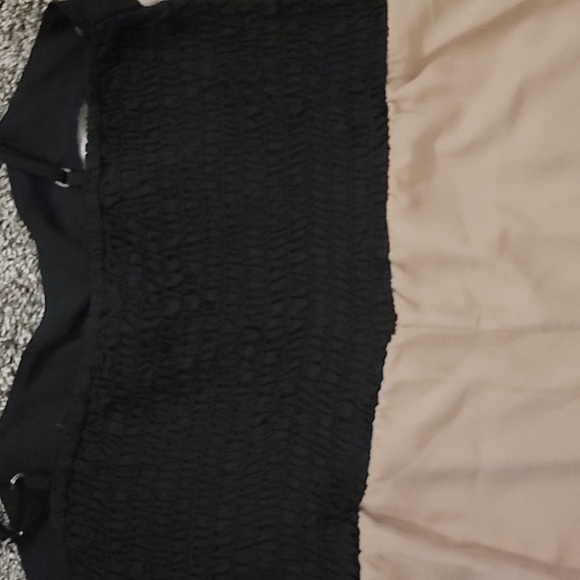 STUNNING CHIFFON LIKE DRESS BLACK AND NUDE BROWN - Picture 7 of 8